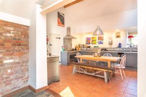 Photo 10- click for photo gallery